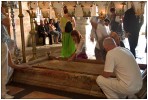 kamień namaszczenia Jezusa w Bazylice Grobu Pańskiego
