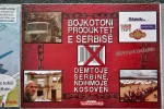 Prisztina - plakaty nawołujące do 'wojny alternatywnej'

