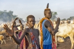 plemi Dinka w okolicach Dor - wieczr
