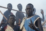plemi Dinka w okolicach Dor - wieczr
